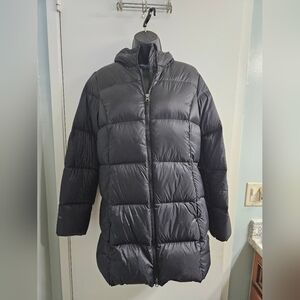 Eddie Bauer Ladies Puffer Jacket - Medium